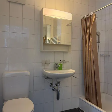 For 1 To 2 People, 1 Double Bed Apartman *